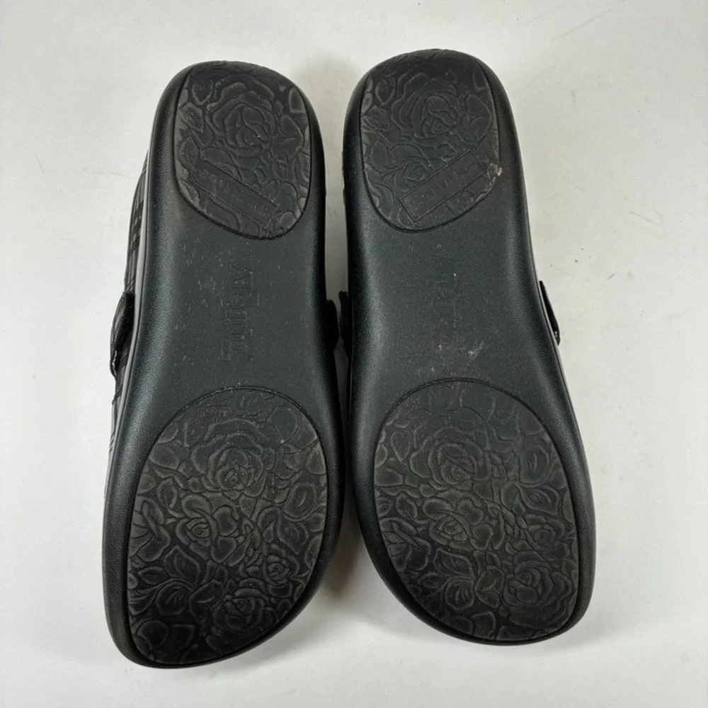 Alegria Black Plaid Slip-On Clogs size 9